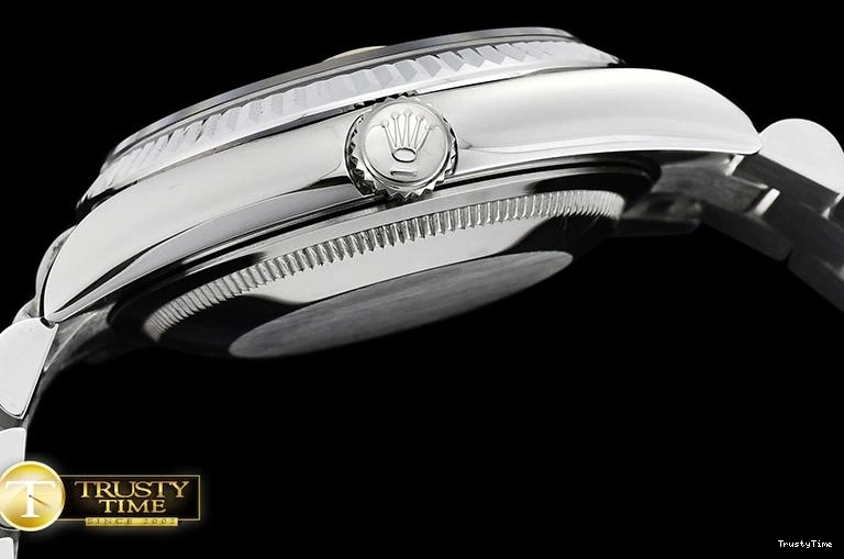 0414 Durable RDD0215B – DayDate 36mm 684